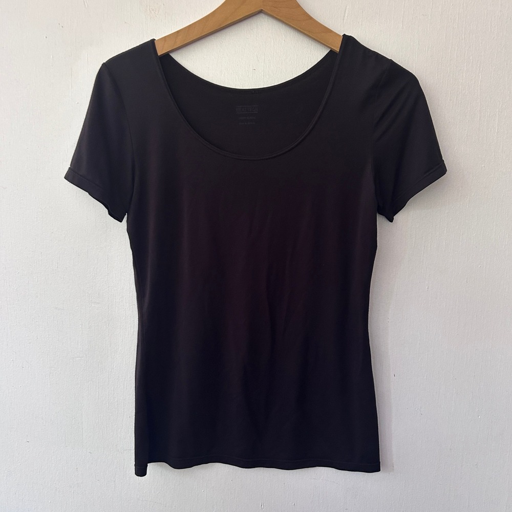 Uniqlo Heattech Top Women Size M Black Short Sleeve Scoop Neck Thermal Layer